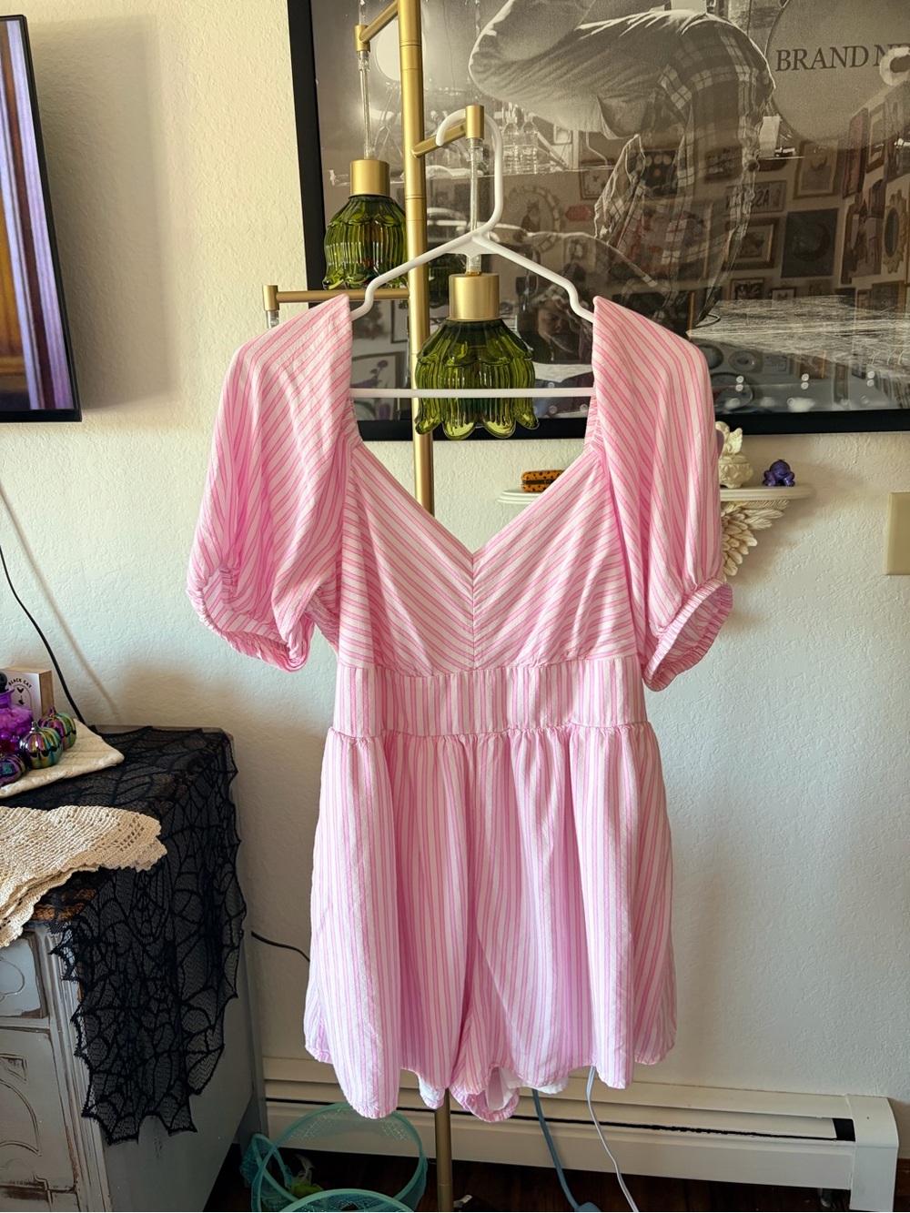 American Eagle Barbiecore Pink Striped Puff Sleeve Romper size large